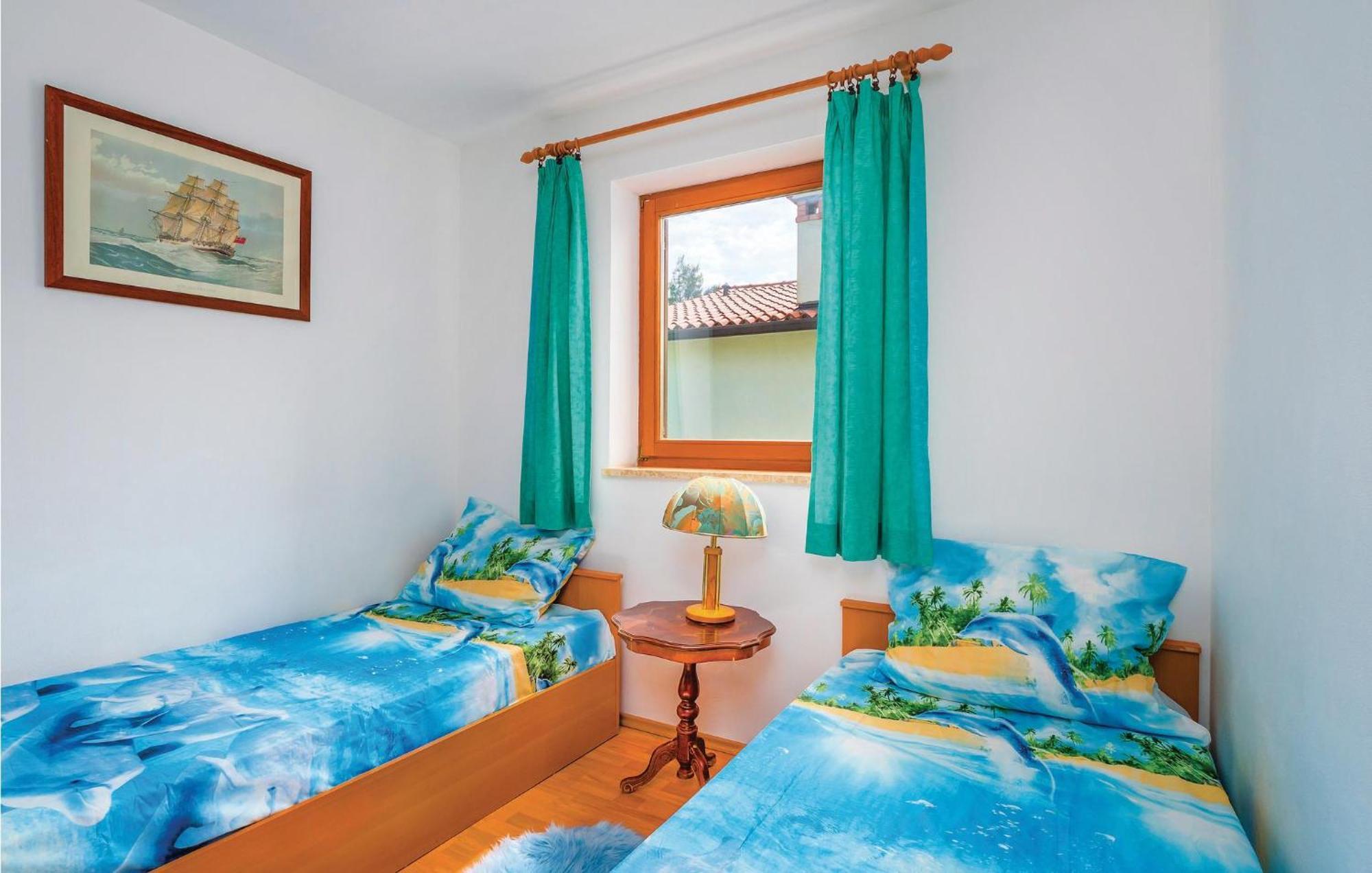 2 Bedroom Gorgeous Apartment In Rabac Exterior foto